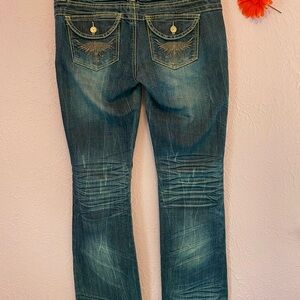 Almost Famous jeans 11